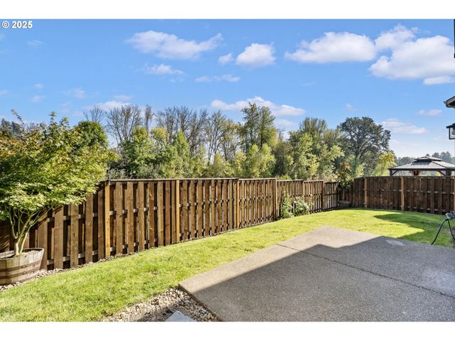 18246 Sw SILVERTIP St, Beaverton, OR 97007