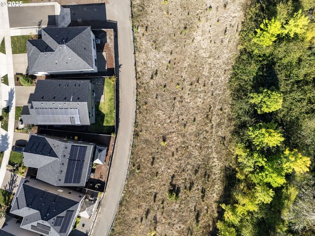 18246 Sw SILVERTIP St, Beaverton, OR 97007