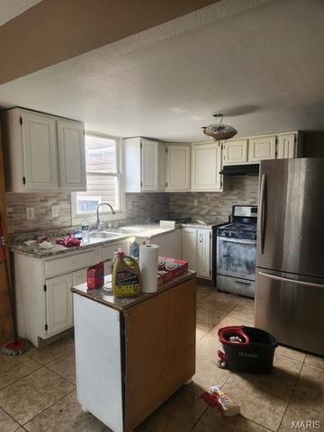 2449 Illinois Avenue, Granite City, IL 62040