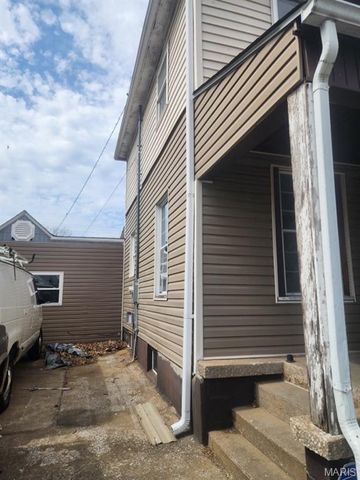 2449 Illinois Avenue, Granite City, IL 62040