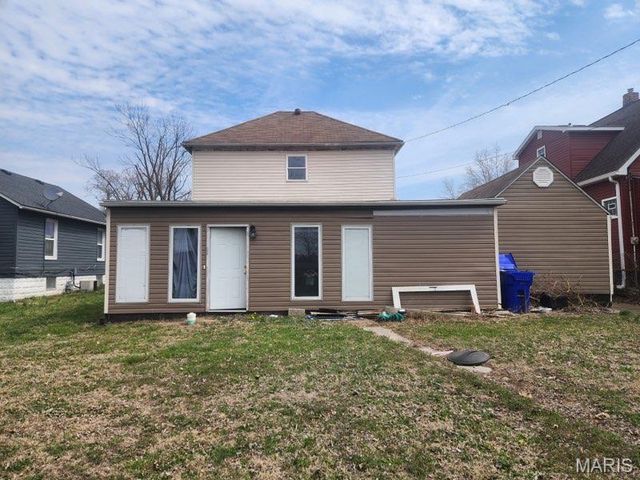 2449 Illinois Avenue, Granite City, IL 62040