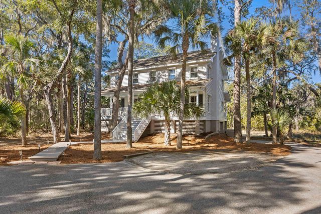 3236 Middle Dam Court, Seabrook Island, SC 29455