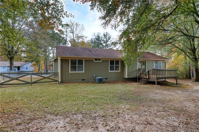 8936 Western Pines Drive, Douglasville, GA 30134