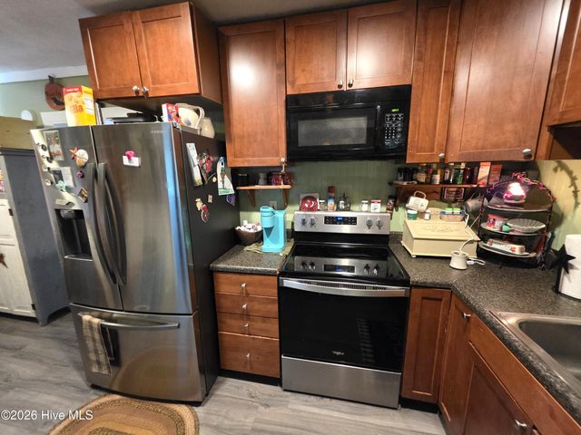48 Fisher Street, Andrews, NC 28901