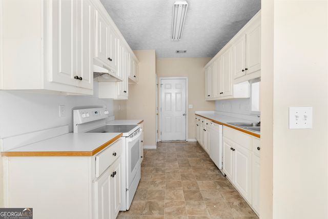 314 Apache Drive, Canton, GA 30115
