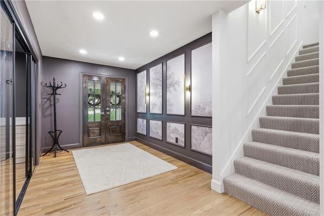 2832 W 91st Street, Leawood, KS 66206