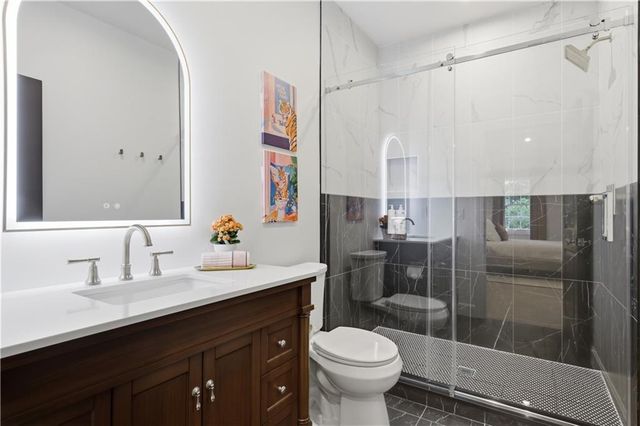 2832 W 91st Street, Leawood, KS 66206