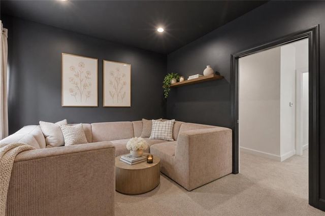 2832 W 91st Street, Leawood, KS 66206