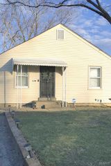 3108 Quiet Lane, Breckenridge Hills, MO 63114