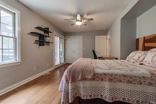 2200 E Boonville New Harmony Road, Evansville, IN 47725