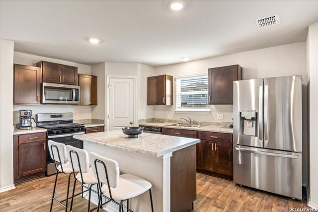 10011 Crabapple Pass, San Antonio, TX 78254