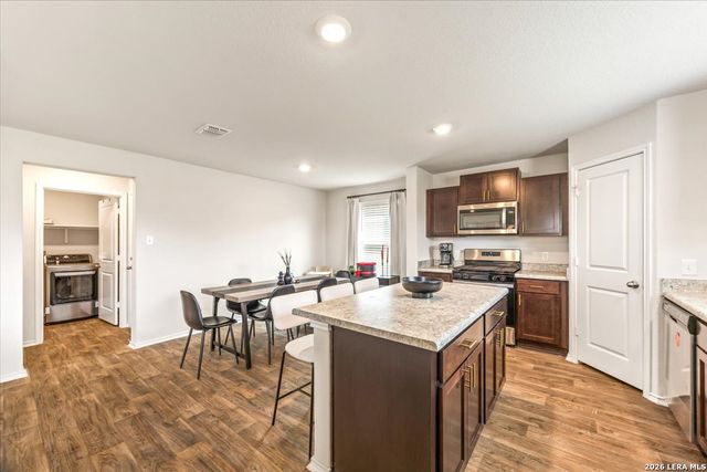 10011 Crabapple Pass, San Antonio, TX 78254