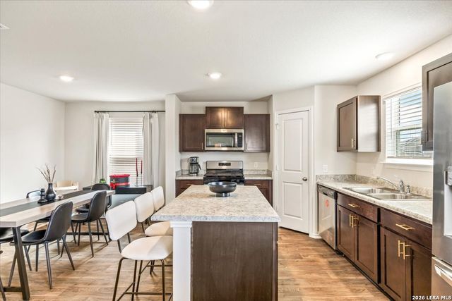 10011 Crabapple Pass, San Antonio, TX 78254