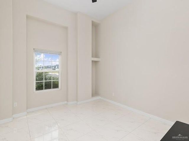 332 Alazan Lane, Alamo, TX 78516