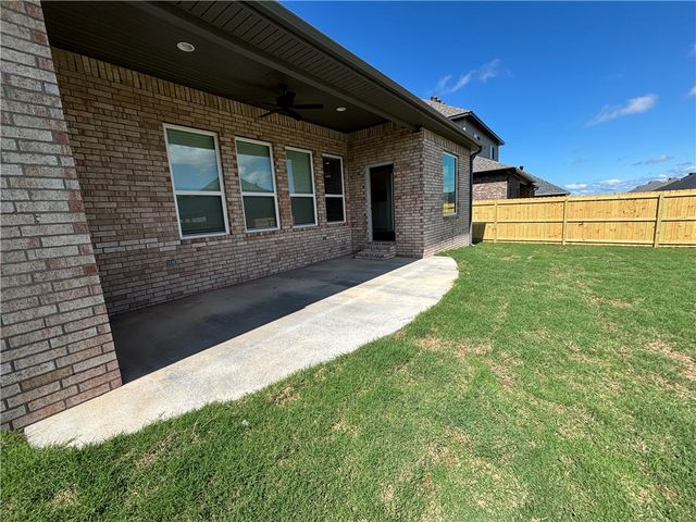 1431 Overcup Oak Lane, Bentonville, AR 72713