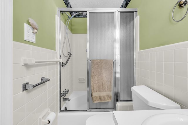 1016 Wheeler Drive, Hanahan, SC 29410