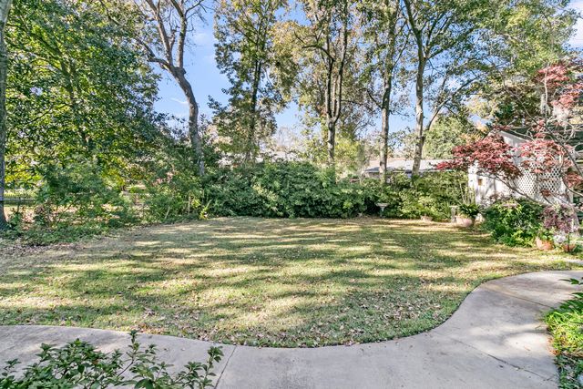 1016 Wheeler Drive, Hanahan, SC 29410