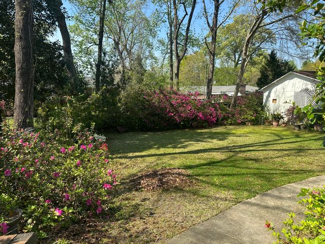 1016 Wheeler Drive, Hanahan, SC 29410