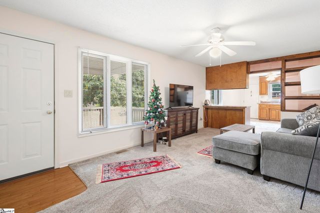 113-115 Hunter Drive, Boiling Springs, SC 29316