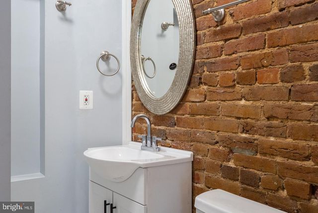 1222 TALBERT ST SE, Washington, DC 20020