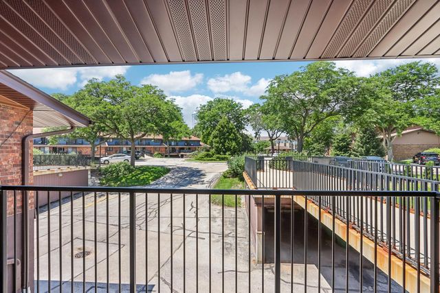 8515 W Waterford AVENUE #1, Greenfield, WI 53228
