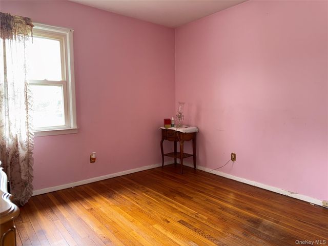 236 N Richmond Avenue, Massapequa, NY 11758