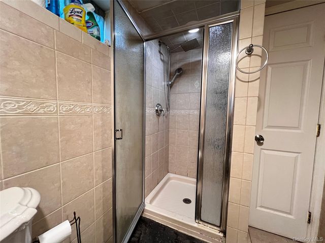 236 N Richmond Avenue, Massapequa, NY 11758