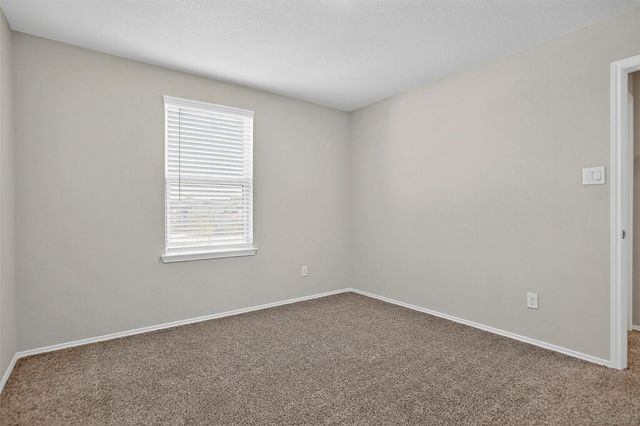 9205 Inland Leather Lane, Conroe, TX 77385