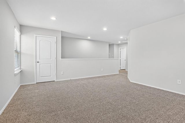 9205 Inland Leather Lane, Conroe, TX 77385