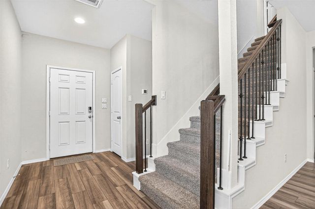 9205 Inland Leather Lane, Conroe, TX 77385