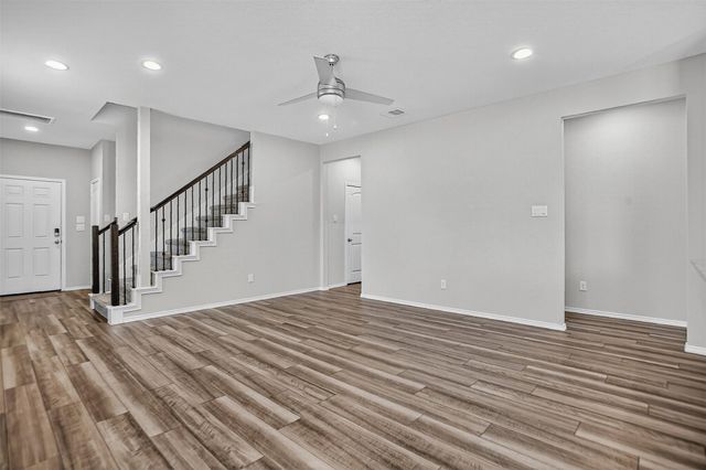 9205 Inland Leather Lane, Conroe, TX 77385