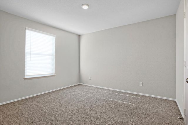 9205 Inland Leather Lane, Conroe, TX 77385