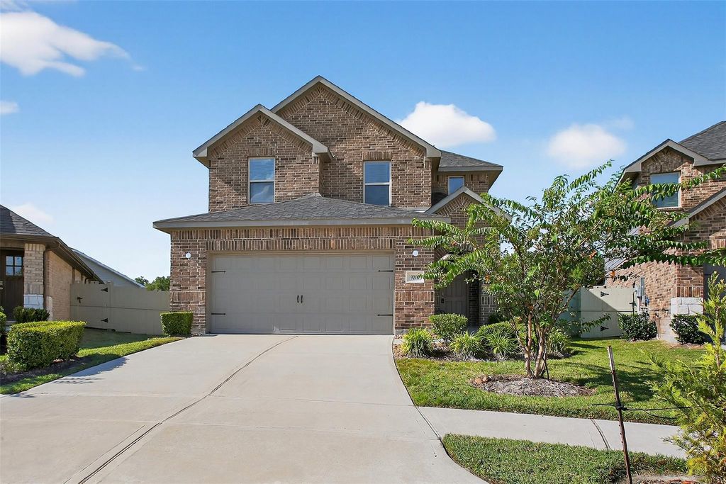 9205 Inland Leather Lane, Conroe, TX 77385