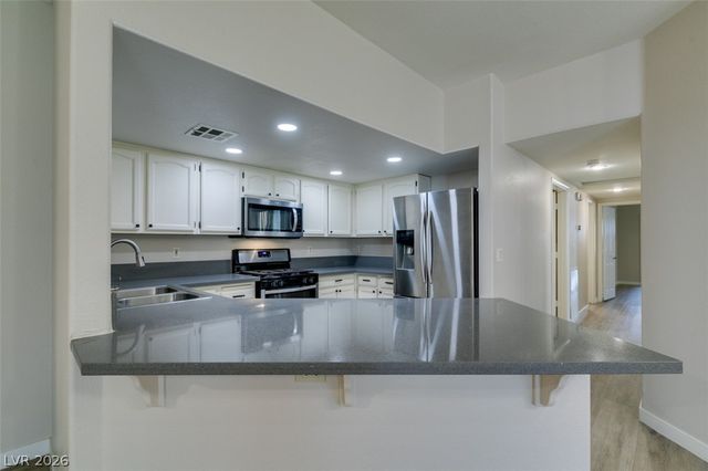 8301 Boseck Drive 115, Las Vegas, NV 89145