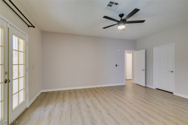 8301 Boseck Drive 115, Las Vegas, NV 89145
