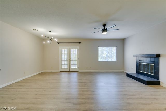 8301 Boseck Drive 115, Las Vegas, NV 89145