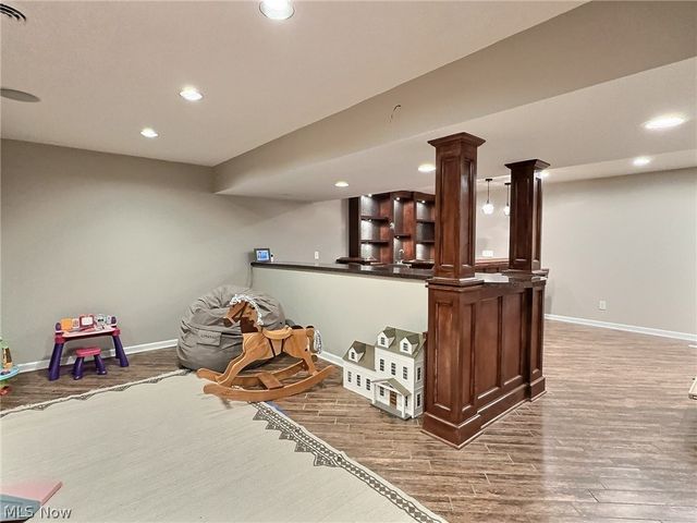 20962 Sydenham Road, Shaker Heights, OH 44122