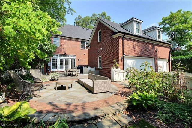 20962 Sydenham Road, Shaker Heights, OH 44122