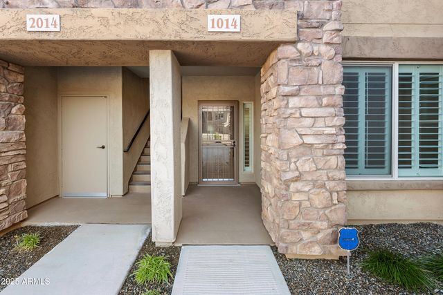 2425 W BRONCO BUTTE Trail 1014, Phoenix, AZ 85085