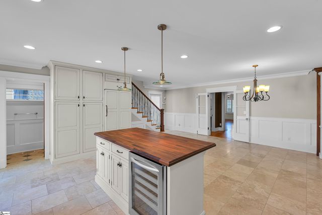 607 Crescent Avenue, Greenville, SC 29601