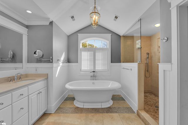 607 Crescent Avenue, Greenville, SC 29601