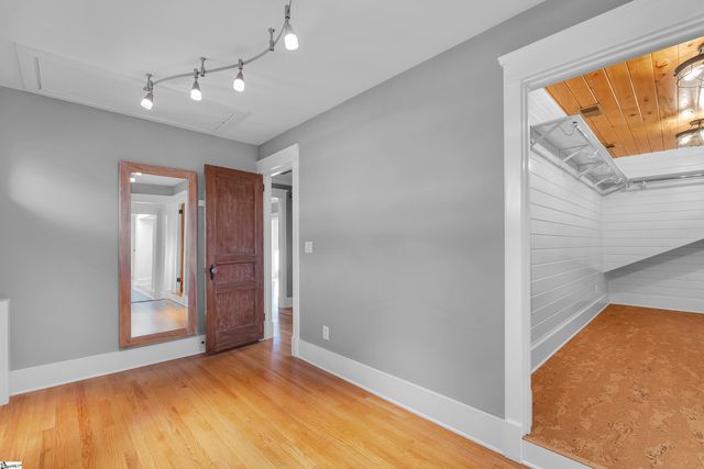 607 Crescent Avenue, Greenville, SC 29601