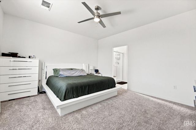 10301 Huslia River Avenue, Bakersfield, CA 93311
