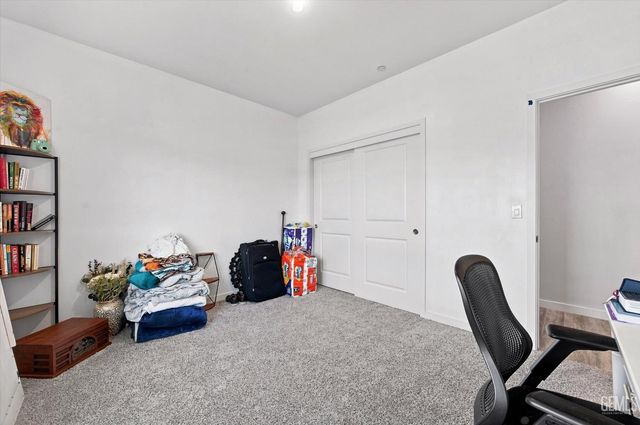 10301 Huslia River Avenue, Bakersfield, CA 93311