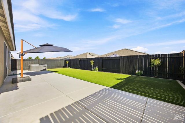 10301 Huslia River Avenue, Bakersfield, CA 93311