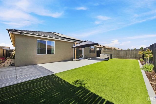 10301 Huslia River Avenue, Bakersfield, CA 93311