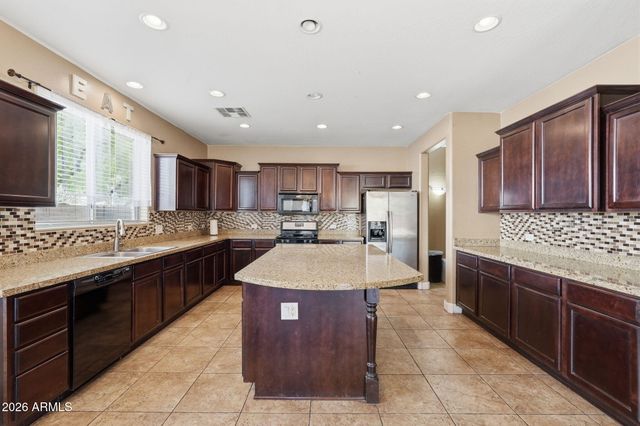 138 N 110th Avenue, Avondale, AZ 85323