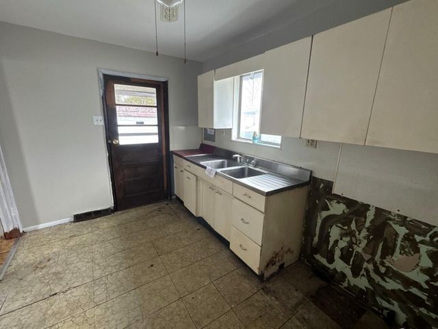 1288 Hart Road, Columbus, OH 43223