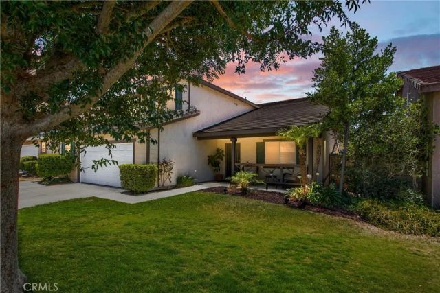 15559 Skylark Avenue, Fontana, CA 92336
