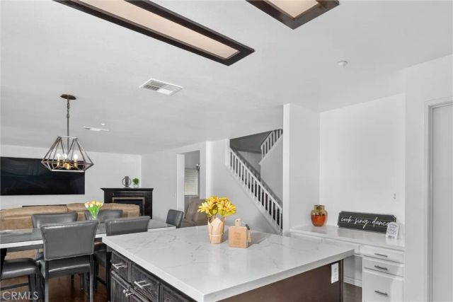 15559 Skylark Avenue, Fontana, CA 92336